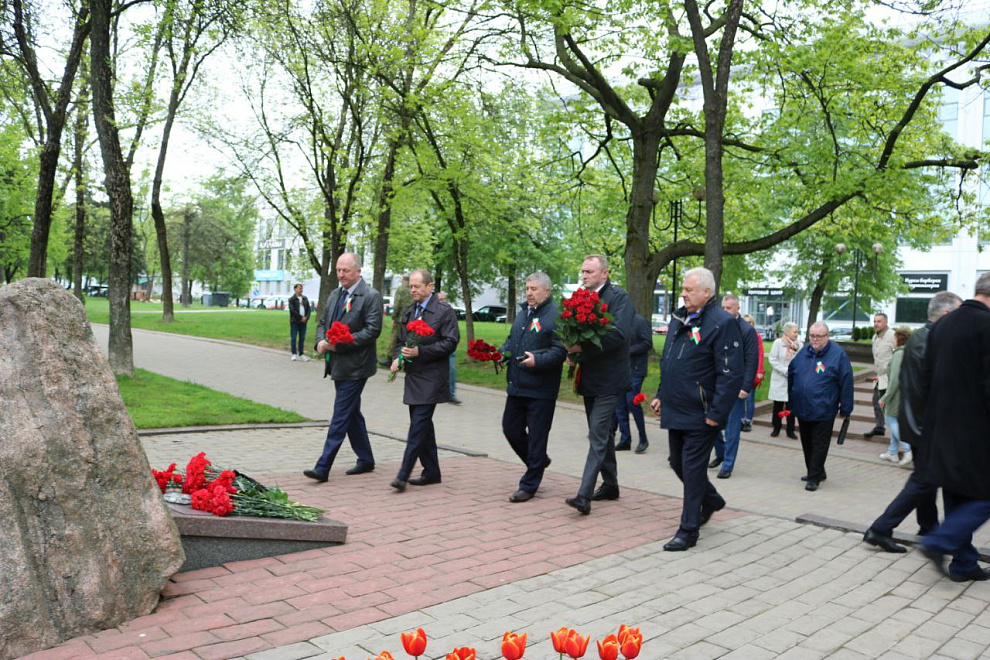 Память священна 1