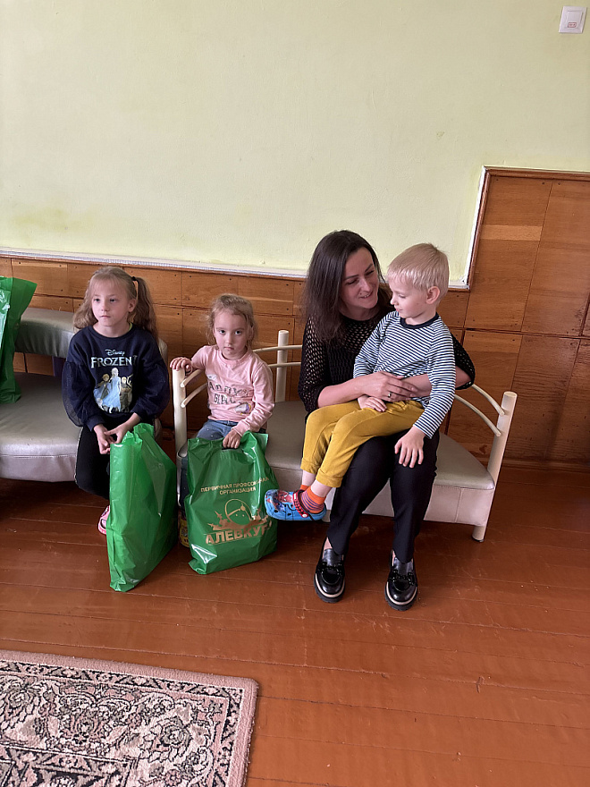 У госці – з падарункамі! 1
