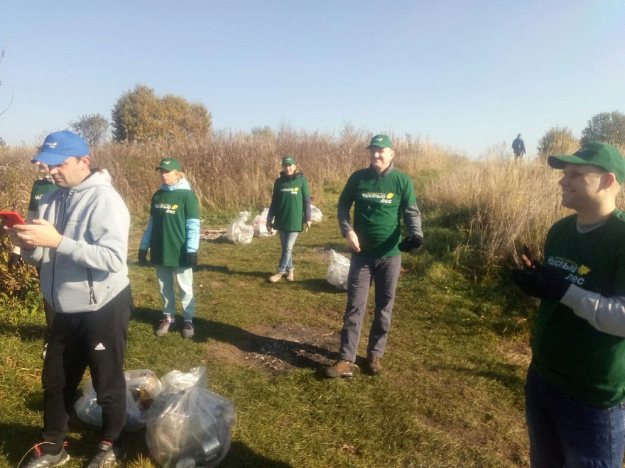 Работники ОАО «АЛЕВКУРП» приняли участие в добровольной акции «Чистый лес» 3